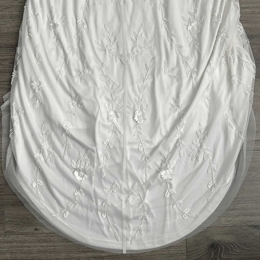 Lulu's White Embellished Square-Neck Wedding Gown - Picture 11 of 12